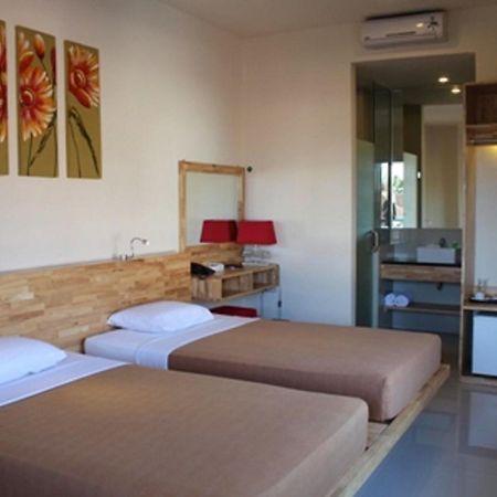 Hotel Karthi Kuta Kuta Lombok Exterior foto